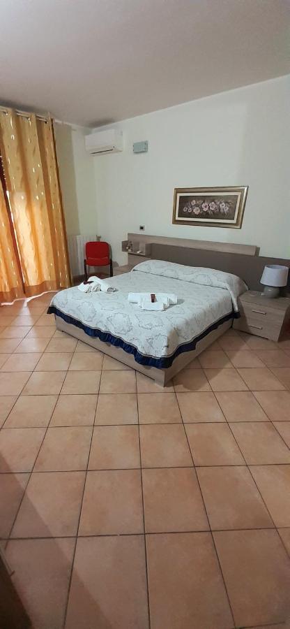 Hotel La Via Del Mare Oristano Zewnętrze zdjęcie